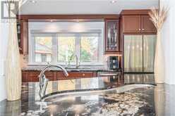 1825 VICTORIA Road S Guelph