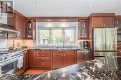 1825 VICTORIA Road S Guelph