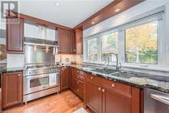 1825 VICTORIA Road S Guelph