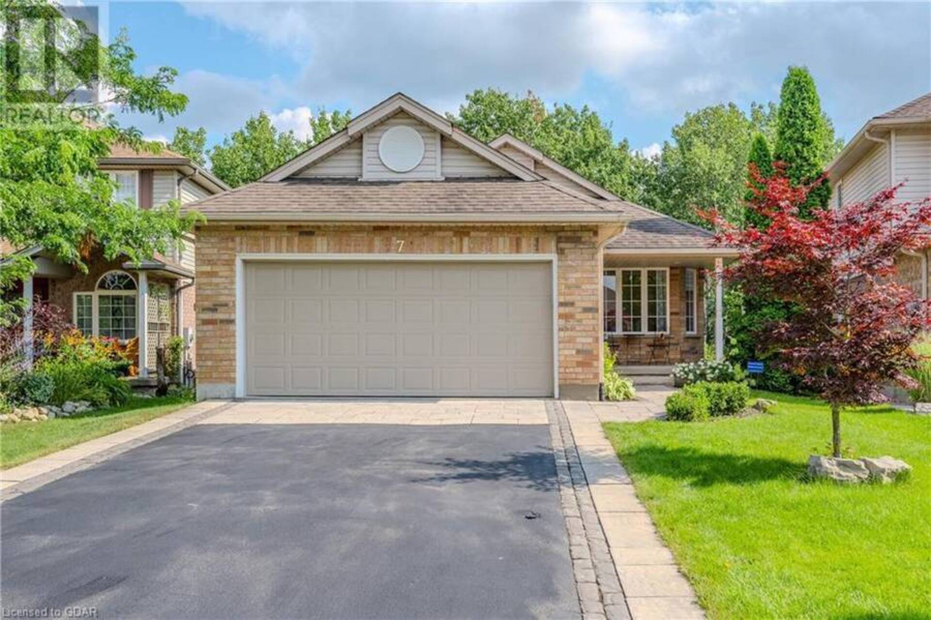 7 WHITETAIL Court Guelph