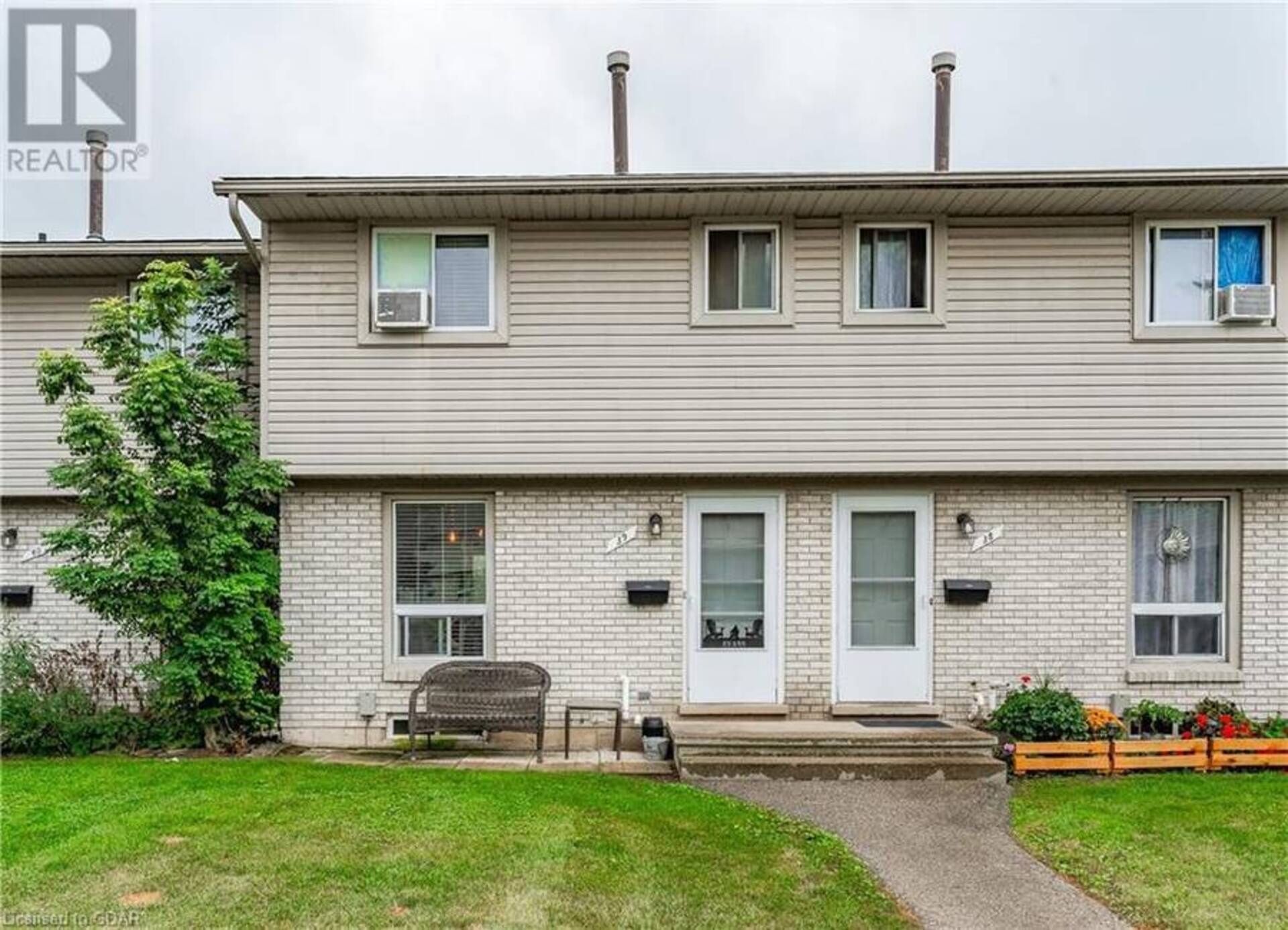 700 PAISLEY Road Unit# 39 Guelph