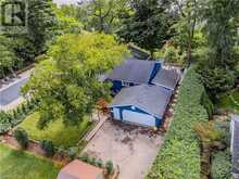 636 WEST OVAL Drive Burlington