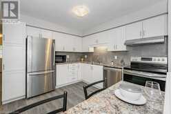 124 GOSLING Gardens Unit# 52 Guelph