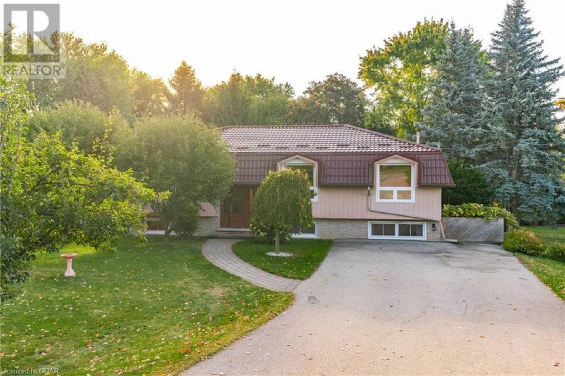 2 HAMILTON Drive Guelph/Eramosa