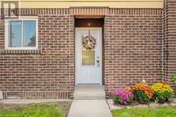 31 GREENGATE Road Unit# 121 Guelph