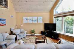 211 EAGLE DR Northern Bruce Peninsula