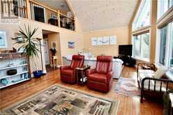 211 EAGLE DR Northern Bruce Peninsula