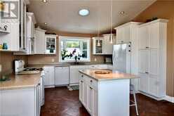 211 EAGLE DR Northern Bruce Peninsula