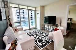 1055 SOUTHDOWN Road Unit# 810 Mississauga