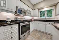 25 MANOR PARK Crescent Unit# 11 Guelph