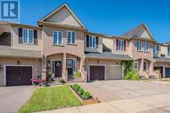 174 WINDFLOWER Drive Kitchener