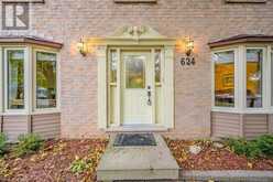 624 WILLOW Road Guelph