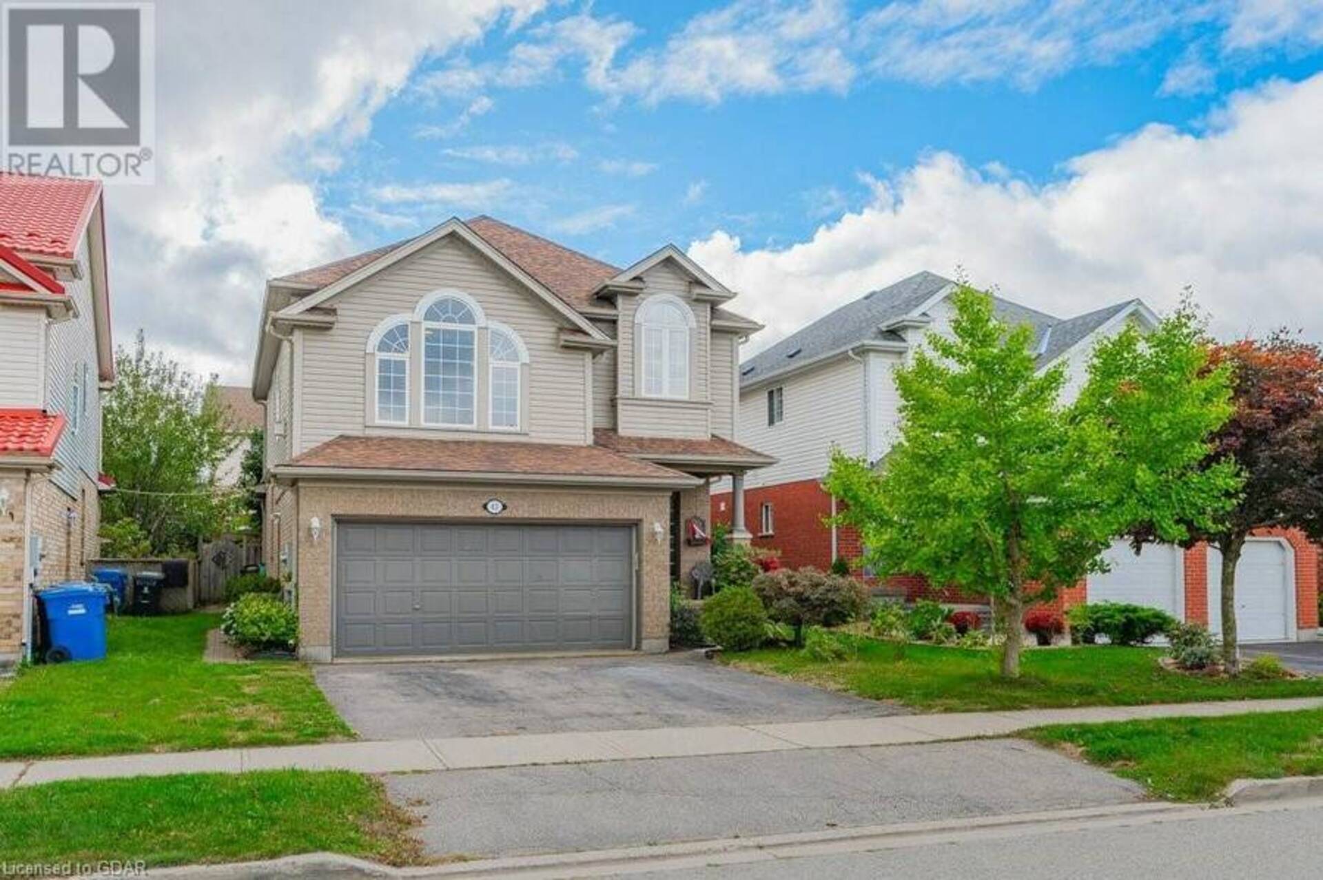 43 PEER Drive Guelph