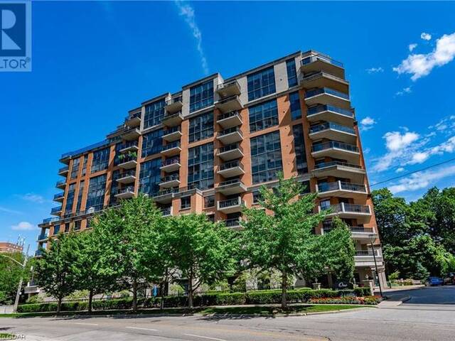 1 LOMOND Drive Unit# 705 Etobicoke Ontario