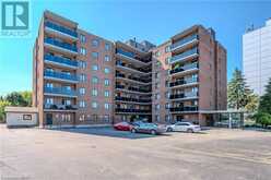 279 CHANDLER Drive Unit# 608 Kitchener