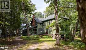 1124 COATE Road Unit# 8 Rosseau