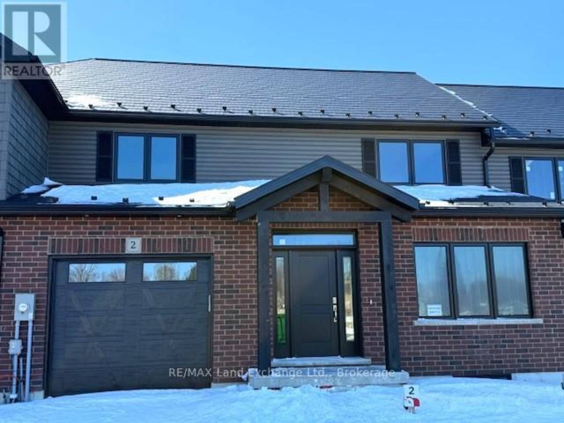 UNIT 2 - 8 GOLF LINKS ROAD Kincardine