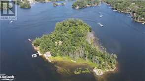 2 ISLAND 880/COW Island Honey Harbour