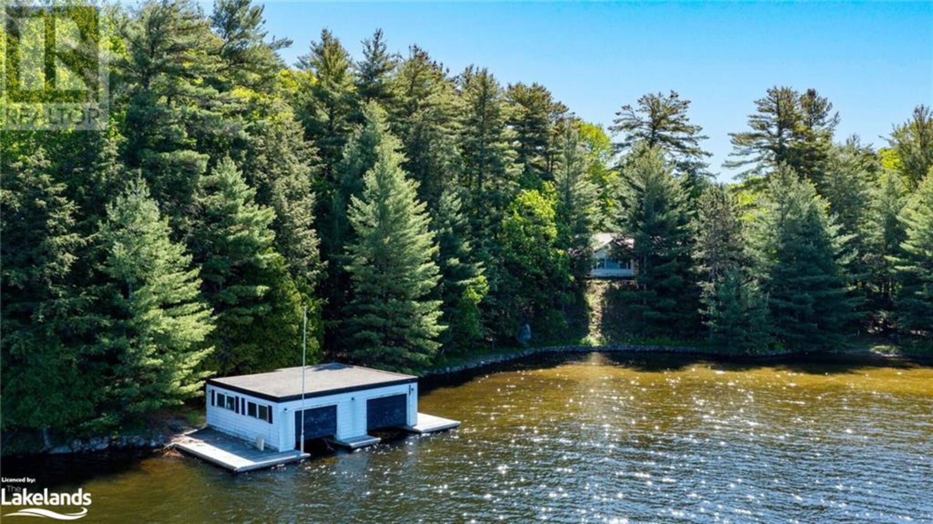 1097 ARMSTRONG POINT Road Muskoka