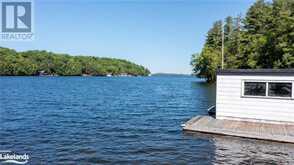 1097 ARMSTRONG POINT Road Muskoka