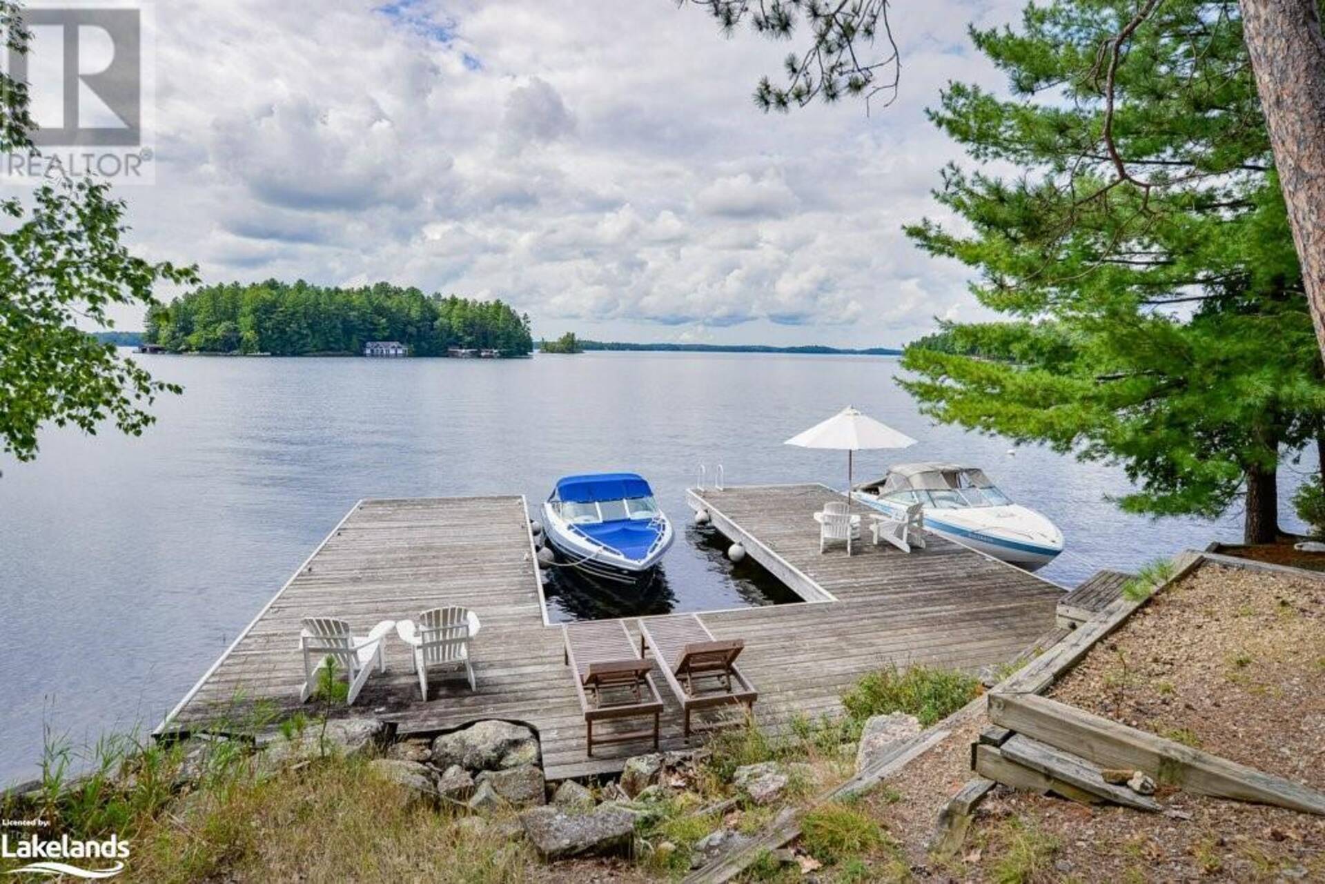 1096 EILEAN GOWAN Island Bracebridge