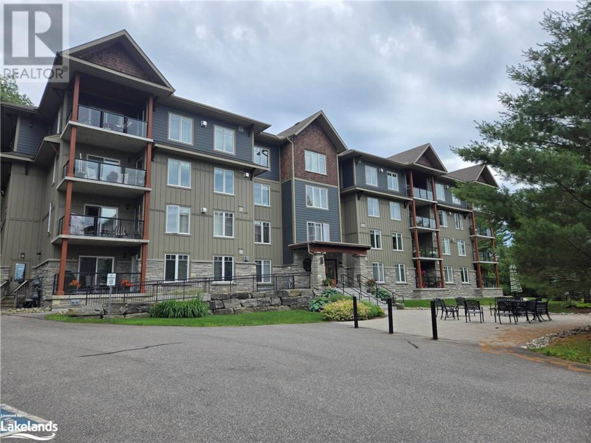 391B MANITOBA Street Unit# 402 Bracebridge