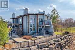 20 CARRICK Trail Gravenhurst