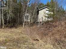 1 B844 Island Pointe au Baril