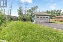 74 ROBERT Street S Wasaga Beach