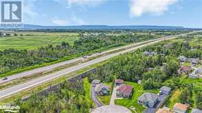 74 ROBERT Street S Wasaga Beach