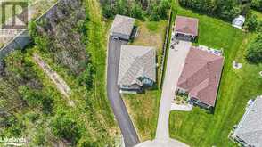 74 ROBERT Street S Wasaga Beach