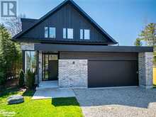 8705 BEACHWOOD Road Wasaga Beach