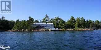 1 A775 ISLAND Parry Sound