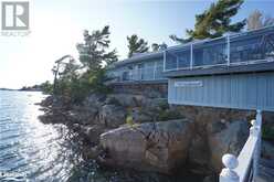 1 A775 ISLAND Parry Sound