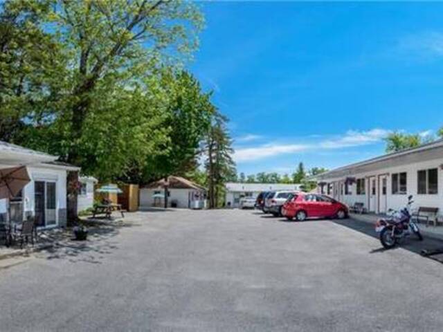 169 MOSLEY Street Wasaga Beach Ontario