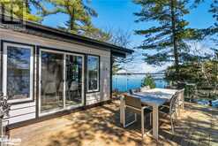 29 BEACHGROVE ISLAND 33LM Gravenhurst