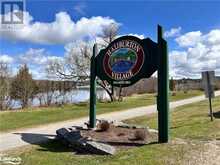 0 TIPPY'S Trail Haliburton