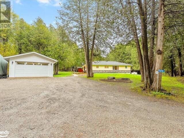 1074 CHELSEA Lane Algonquin Highlands Ontario