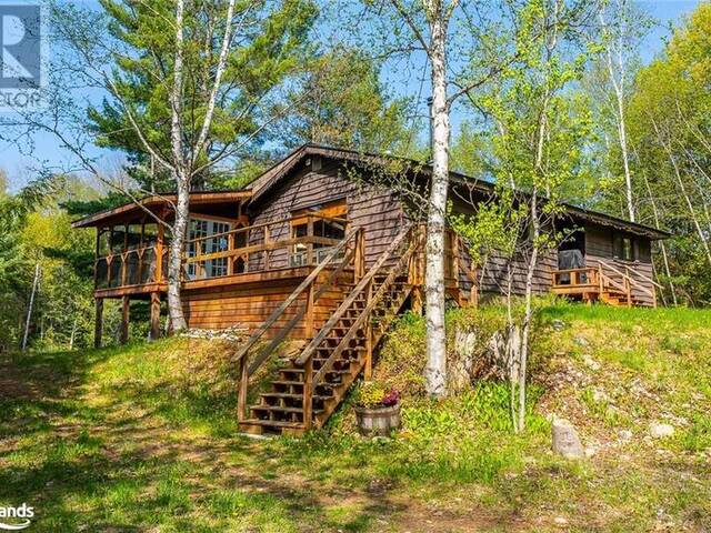 2460 FRED JONES Road Haliburton Ontario