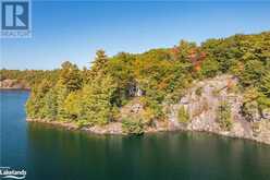 0 ROBERTS Island Muskoka