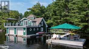 1080 WHITEHEAD Road Gravenhurst