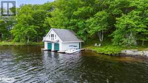 70 CAISSES Island Bracebridge