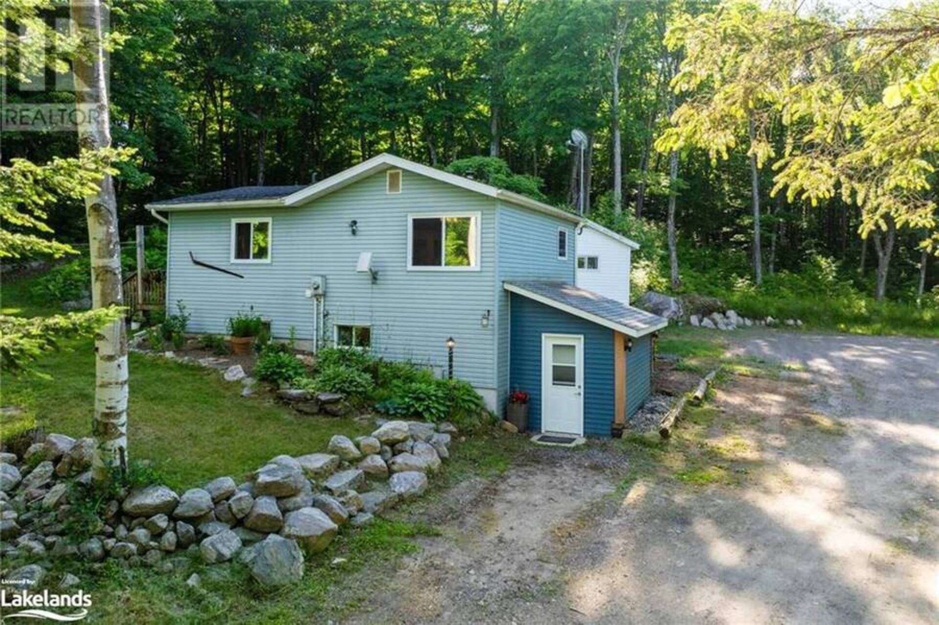 102 WHALLEY LAKE Road W Magnetawan