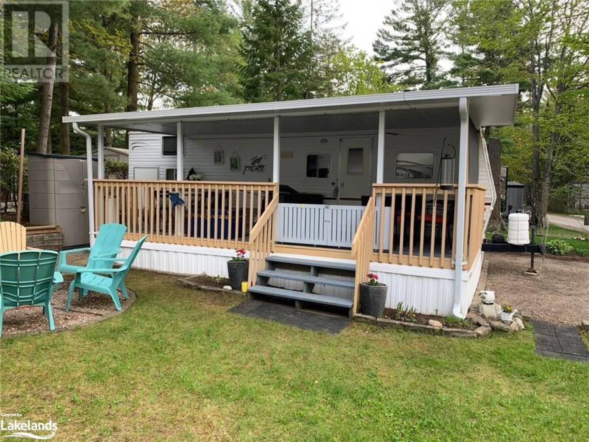 85 THEME PARK Drive Unit# 228 Wasaga Beach