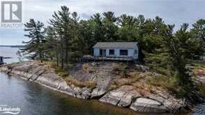 22 A30 Island Pointe au Baril