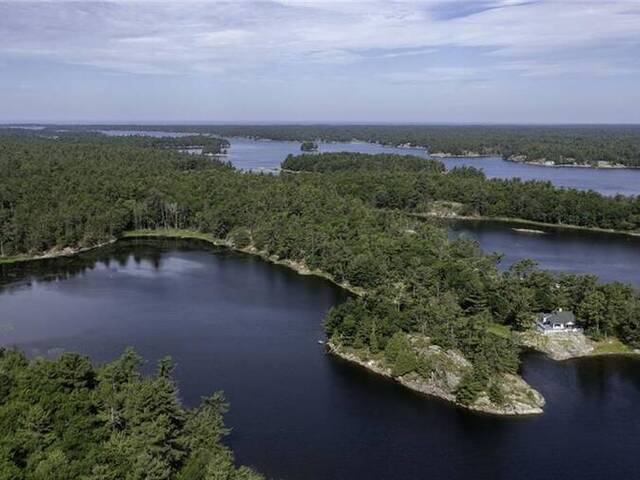 22 A30 Island Pointe au Baril Ontario