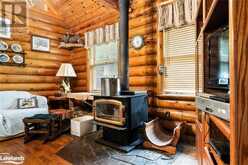 16 B MAGNET Road Magnetawan