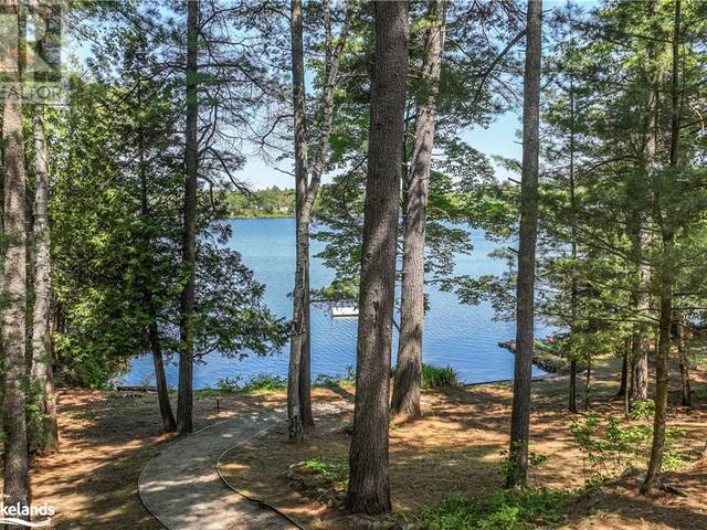 1124 FLANAGAN Trail Gravenhurst Ontario