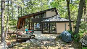 1124 FLANAGAN Trail Gravenhurst