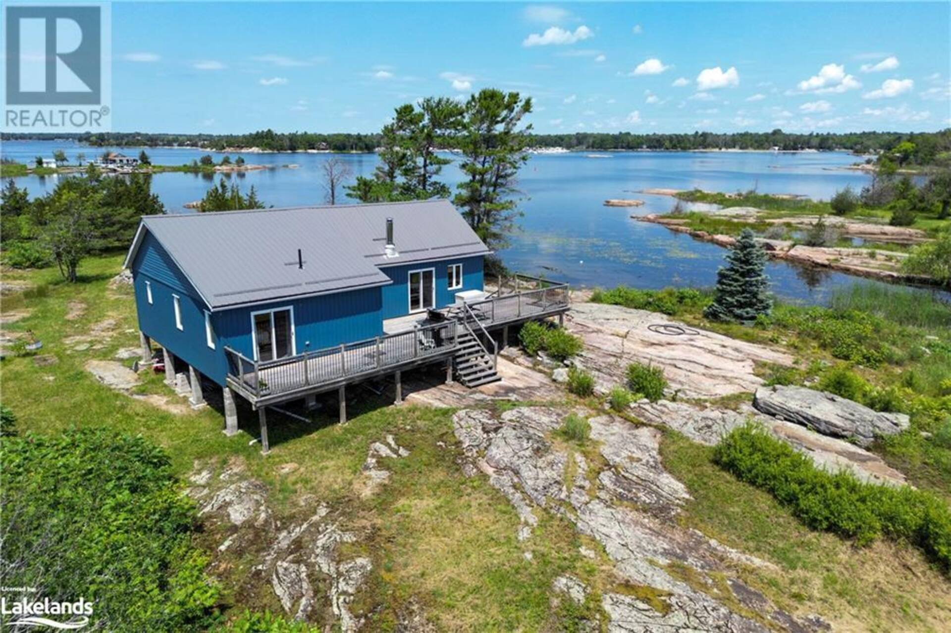 4 ISLAND 470 Honey Harbour